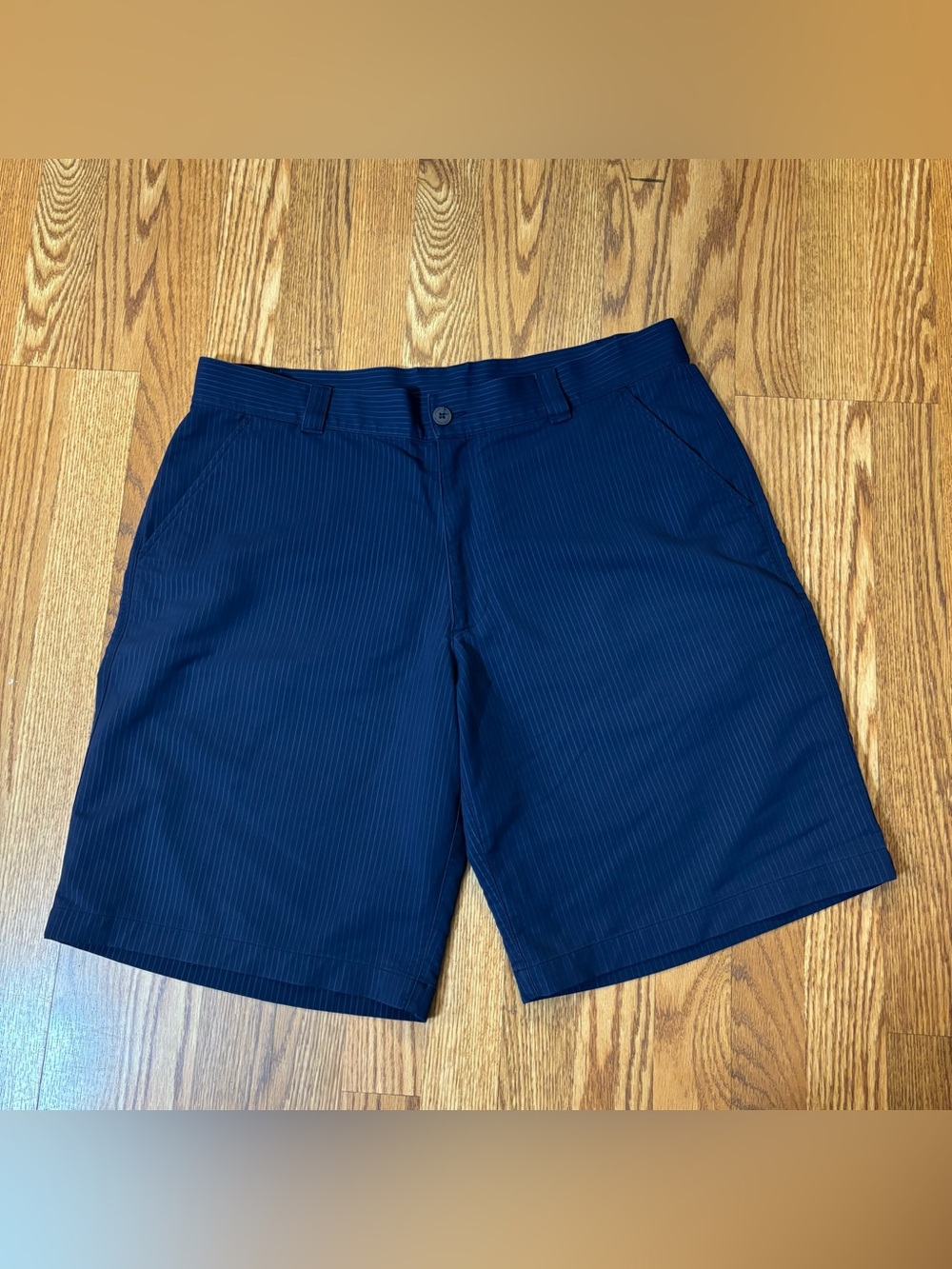 Men’s Under Armour Golf Shorts Size 38